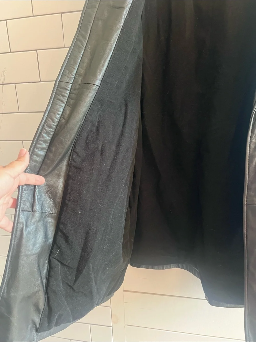 Kenneth Cole Black Leather Zip-Up Pea Coat Heavy Weight for Cold nights Vintage